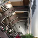 Noliday Center Art Deco סאבונה